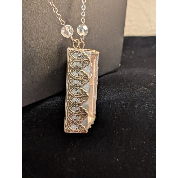 NWT The Gilded Life Shadow Box Cross Crown Crystal Pearl Necklace - Picture 4 of 6